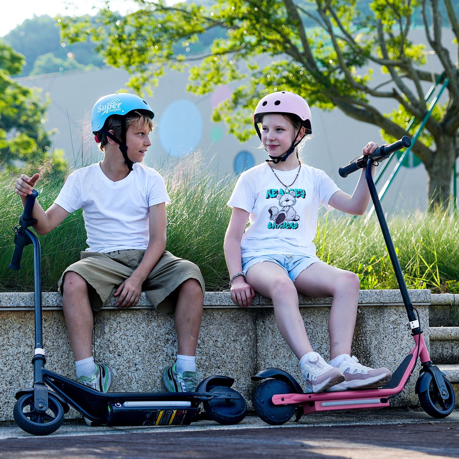iK3 Electric Scooter, 150W Motor, LED Display for Kids Ages 6-14